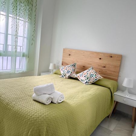 Apartamentos Don Diego La Carihuela Торремолінос Екстер'єр фото